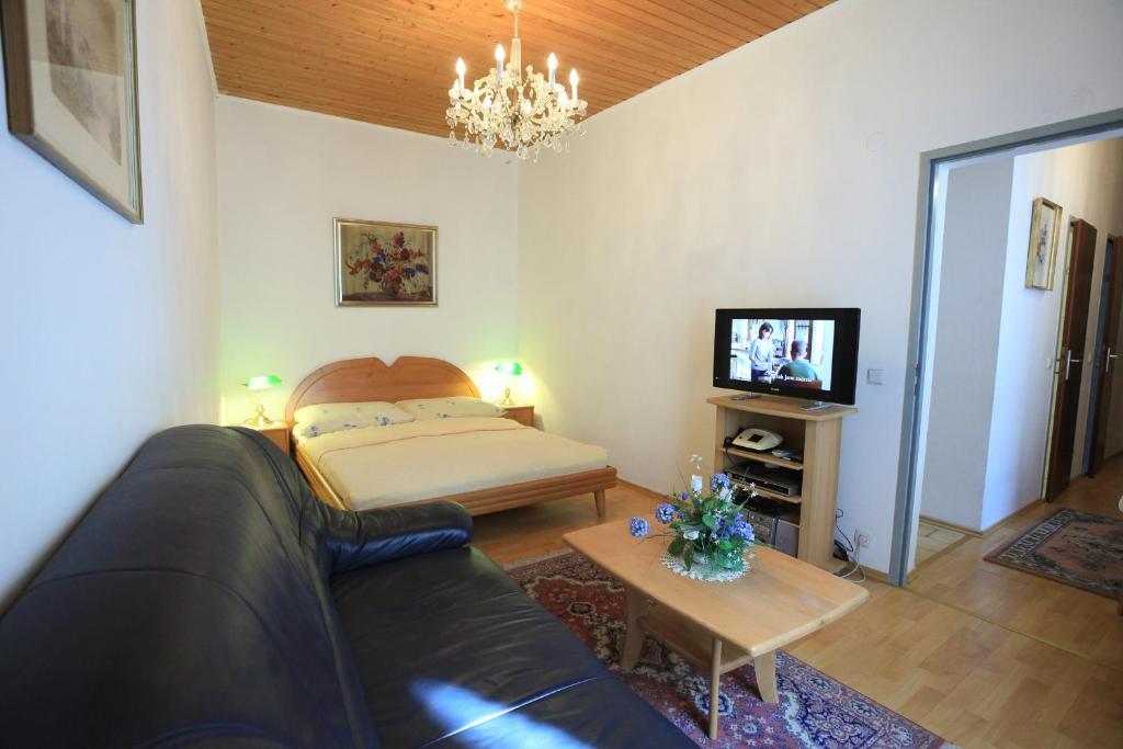 Classic I Close To Main Station I 10 Minutes To Belvedere Appartamento